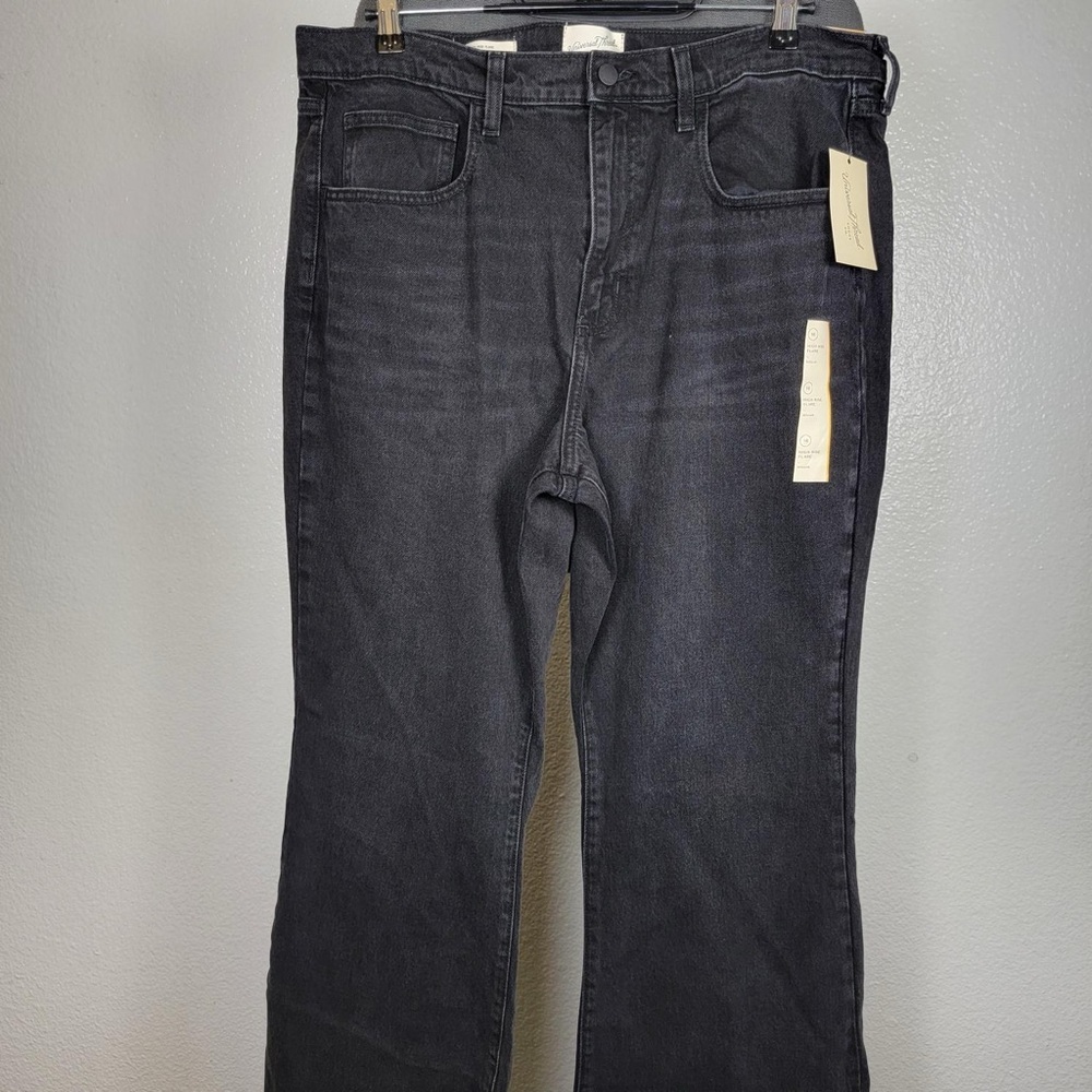Universal Thread Black High Rise Flare Denim Jeans